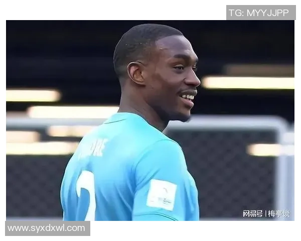 足坛巨星突遭车祸意外离世震惊世界球迷哀悼传奇陨落