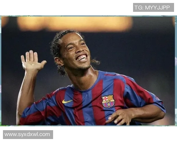 足球传奇与荣耀瞬间:探索球星背后的故事与精彩瞬间 足球传奇与荣耀瞬间:探索球星背后的故事与精彩瞬间